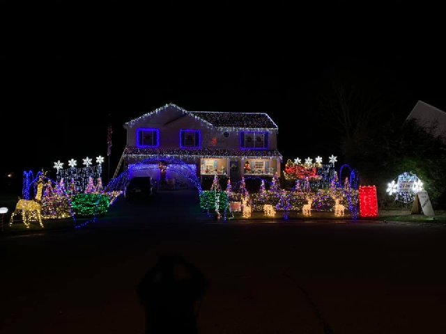 The Klanke's Christmas Estate — Christmas lights in Amelia, OH