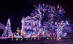 7211 Fairpark Ave — Christmas lights in Cincinnati, OH