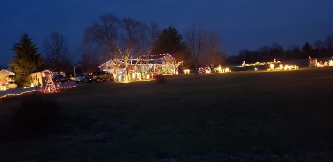 18372 Collier Ridge Road — Christmas lights in Aurora, IN