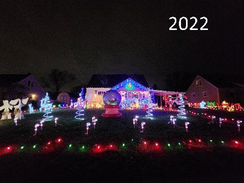 747 Doris Jane Ave — Christmas lights in Fairfield, OH