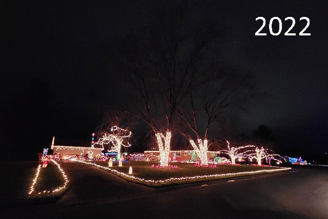 899 Shady Ln — Christmas lights in Fairfield, OH