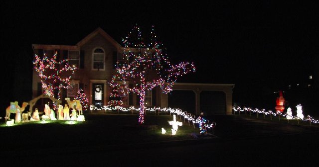 Stallion Lights — Christmas lights in Schwenksville, PA